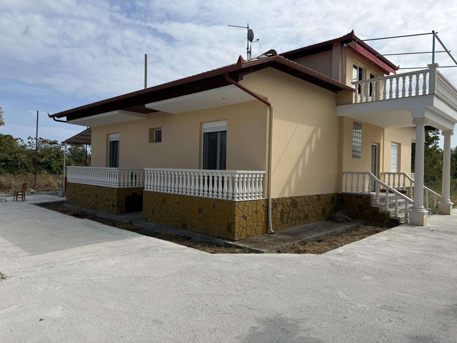 Einfamilienhaus Kallithea mit Olympblick
